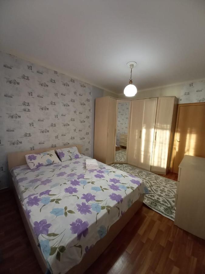 Flat with the sea view Apartman Aktau  Kültér fotó
