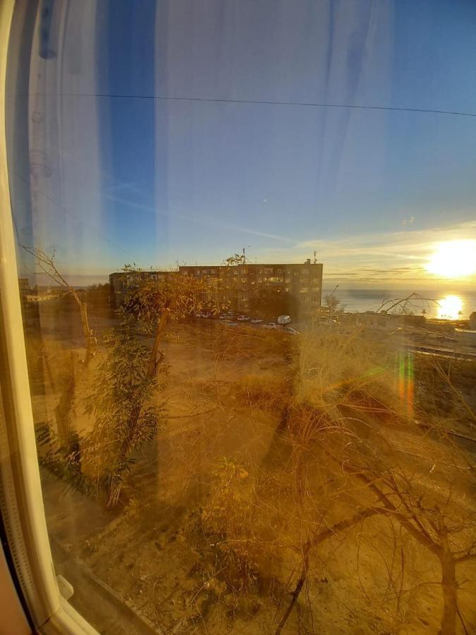 Flat with the sea view Apartman Aktau  Kültér fotó