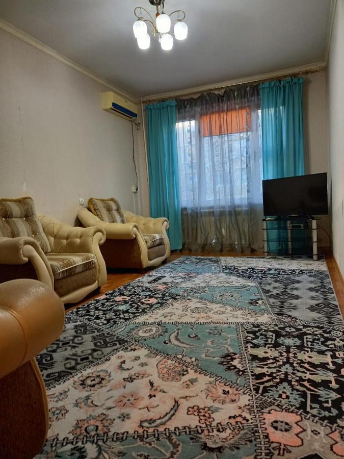 Flat with the sea view Apartman Aktau  Kültér fotó
