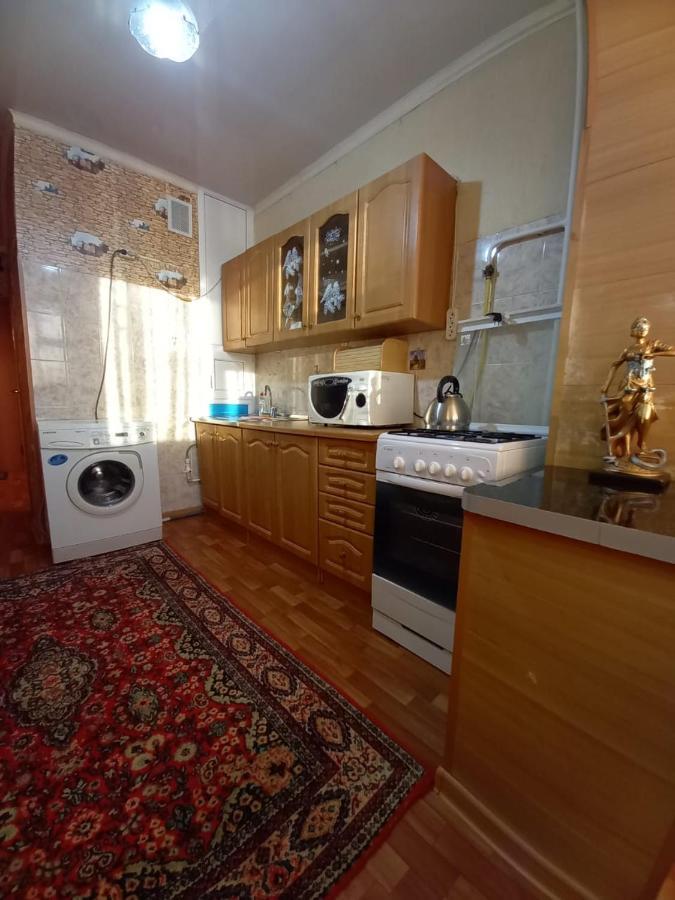 Flat with the sea view Apartman Aktau  Kültér fotó